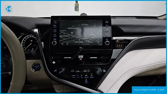 TOYOTA CAMRY 2.5 XLE HYBRID