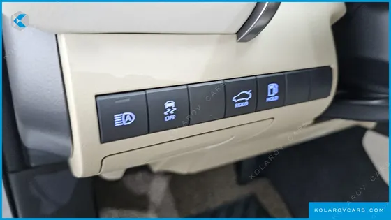 TOYOTA CAMRY 2.5 XLE HYBRID