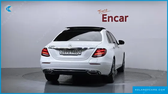 MERCEDES E-CLASS E300E EXCLUSIVE