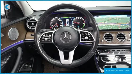 MERCEDES E-CLASS E300E EXCLUSIVE