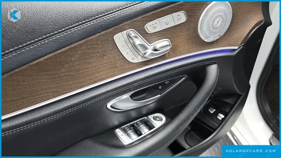 MERCEDES E-CLASS E300E EXCLUSIVE