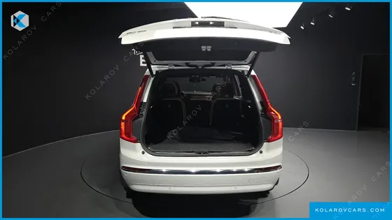 VOLVO XC90 B6 INSCRIPTION