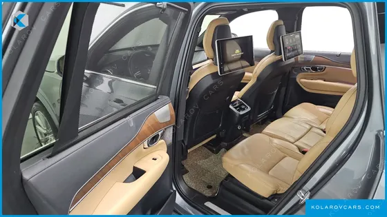 VOLVO XC90 D5 INSCRIPTION