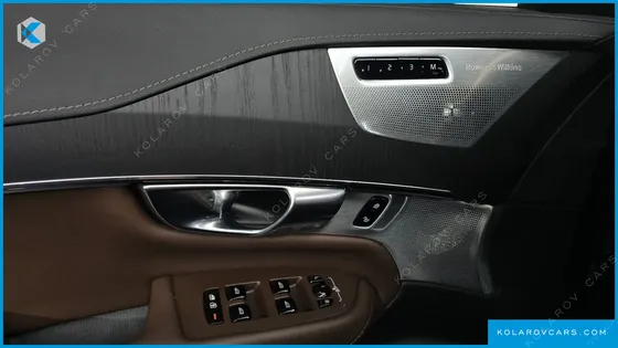 VOLVO XC90 T8 ULTIMATE BRIGHT HYBRID