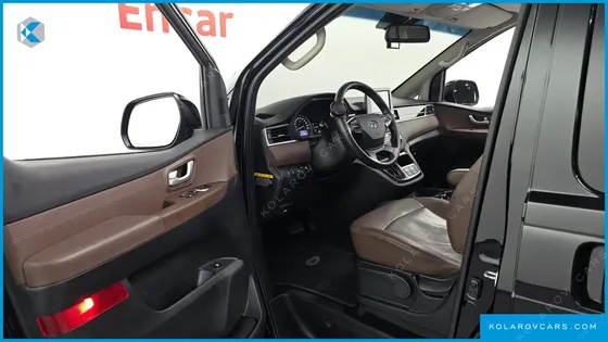 HYUNDAI STAREX 4WD URBAN 9-SEATER