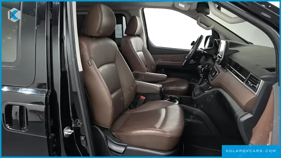 HYUNDAI STAREX 4WD URBAN 9-SEATER