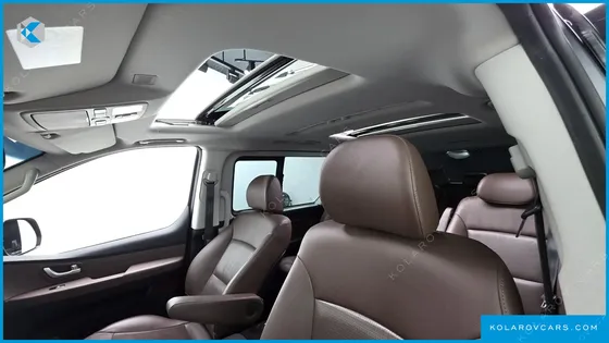 HYUNDAI STAREX 4WD URBAN 9-SEATER