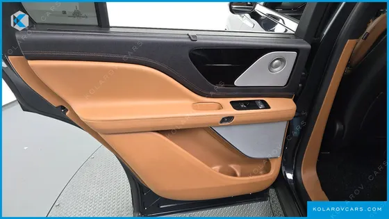 LINCOLN AVIATOR 3.0 BLACK LABEL AWD
