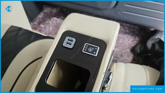 HYUNDAI SOLATI 11-SEATER