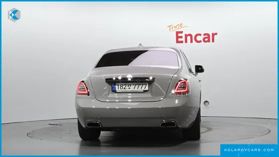 ROLLS ROYCE GHOST 6.7 V12