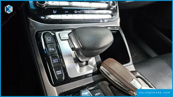 GENESIS EQ900 3.8 GDI AWD