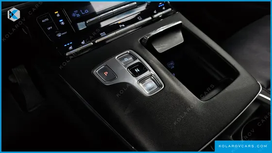 HYUNDAI GRANDEUR 3.0 LPI RENT CAR