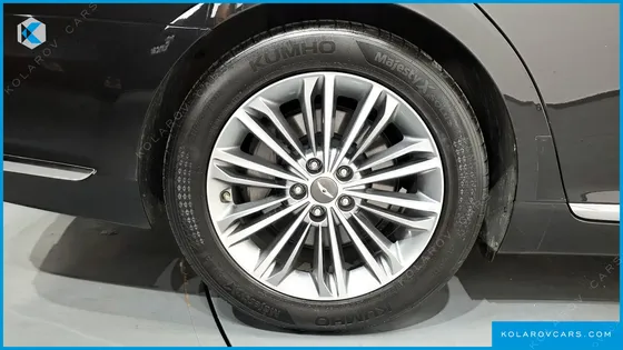 GENESIS EQ900 3.8 GDI AWD