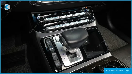 GENESIS EQ900 3.8 GDI AWD