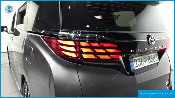 TOYOTA ALPHARD 2.5 HEV EXECUTIVE AWD
