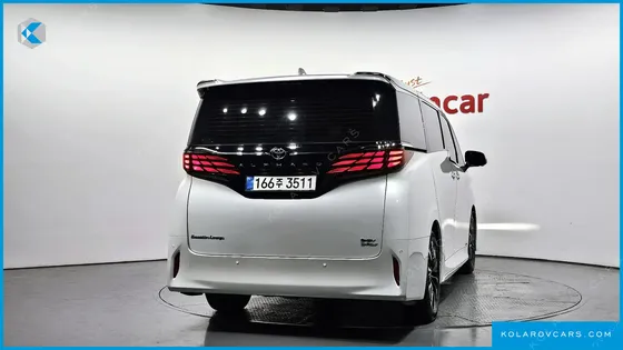 TOYOTA ALPHARD 2.5 HEV EXECUTIVE AWD