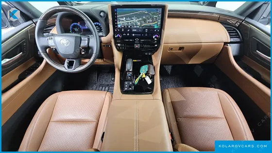TOYOTA ALPHARD 2.5 HEV EXECUTIVE AWD