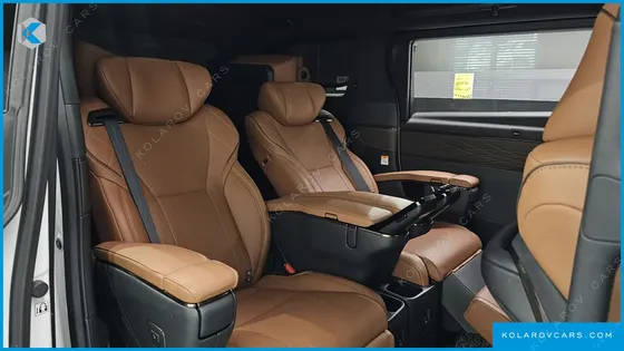 TOYOTA ALPHARD 2.5 HEV EXECUTIVE AWD