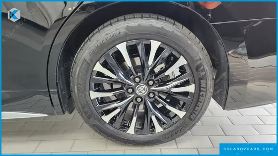 TOYOTA ALPHARD 2.5 HEV EXECUTIVE AWD