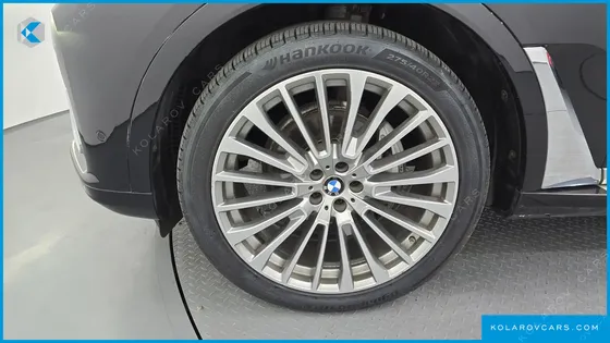 BMW X7 XDRIVE 40I DESIGN PURE EXCELLENCE 7-SEATER