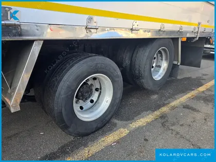 MAN TRUCK CARGO TRUCK 4X2