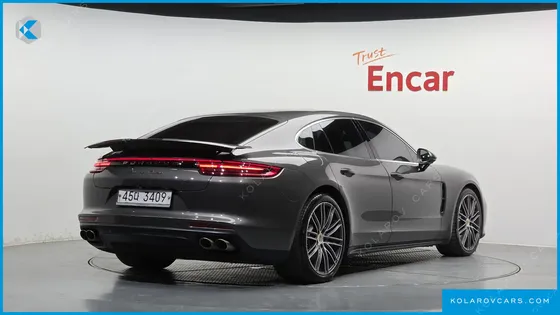 PORSCHE PANAMERA 4.0 TURBO