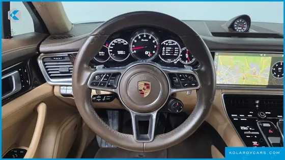 PORSCHE PANAMERA 4.0 TURBO