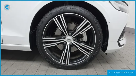 VOLVO S60 B5 INSCRIPTION