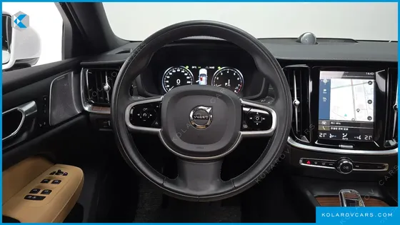 VOLVO S60 B5 INSCRIPTION