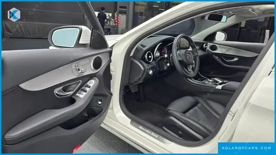 MERCEDES C-CLASS C200 AVANTGARDE