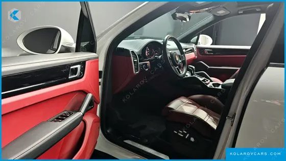 PORSCHE CAYENNE 3.0