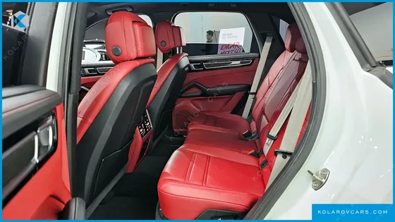 PORSCHE CAYENNE 3.0 E-HYBRID PLATINUM EDITION