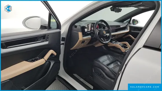 PORSCHE CAYENNE 3.0 COUPE
