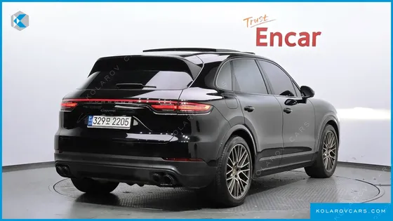 PORSCHE CAYENNE 3.0 PLATINUM EDITION