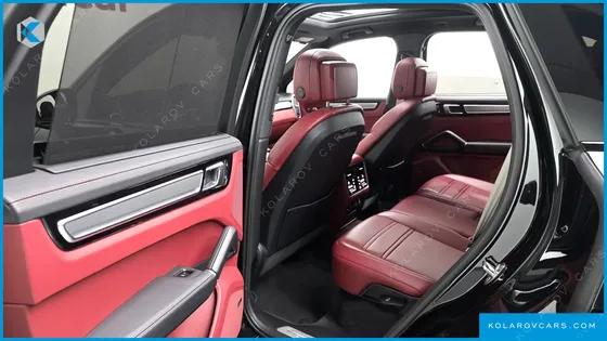 PORSCHE CAYENNE 3.0 PLATINUM EDITION