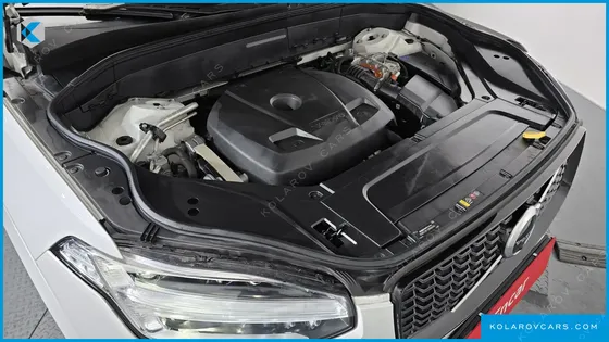 VOLVO XC90 T8 R-DESIGN HYBRID