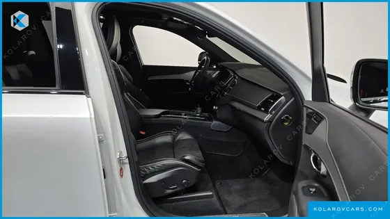 VOLVO XC90 T8 R-DESIGN HYBRID
