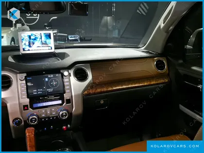 TOYOTA TUNDRA 5.7
