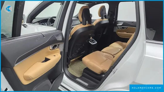 VOLVO XC90 B6 INSCRIPTION
