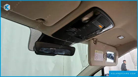 KIA CARNIVAL 9-SEATER NOBLESSE