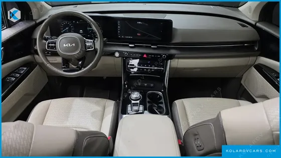 KIA CARNIVAL 9-SEATER SIGNATURE