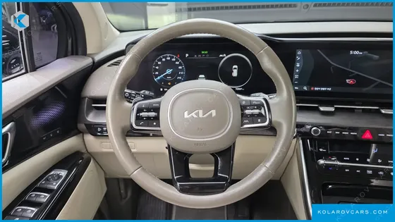 KIA CARNIVAL 9-SEATER SIGNATURE