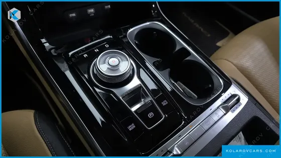 KIA CARNIVAL 7-SEATER NOBLESSE