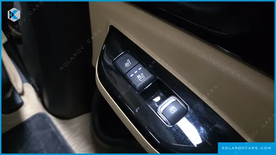 KIA CARNIVAL 7-SEATER NOBLESSE