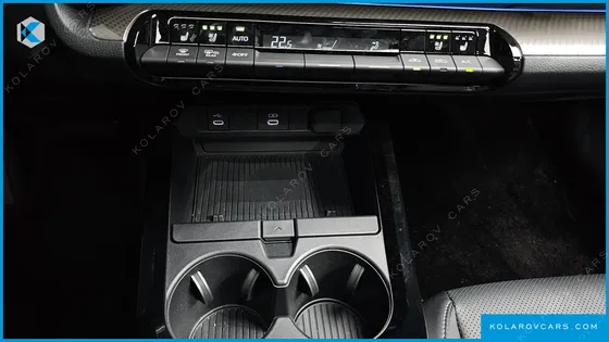 TOYOTA PRIUS 2.0 XLE AWD