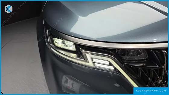 KIA CARNIVAL 7-SEATER SIGNATURE