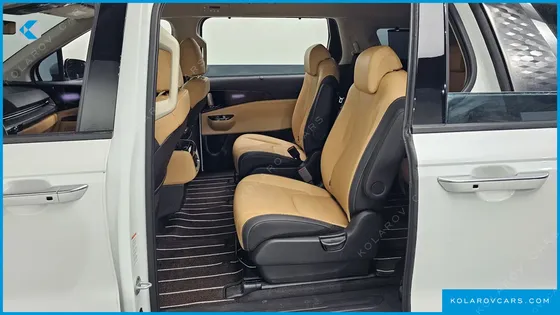 KIA CARNIVAL GASOLINE 9-SEATER SIGNATURE