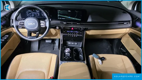 KIA CARNIVAL GASOLINE 7-SEATER SIGNATURE