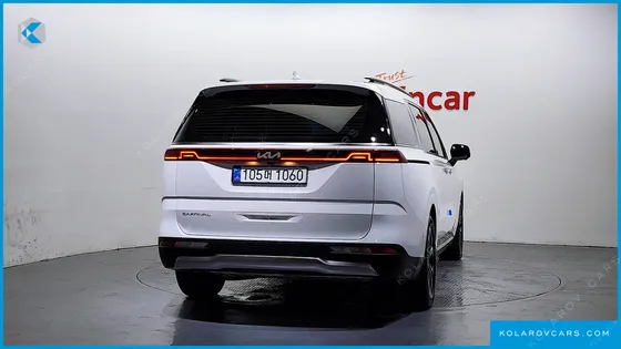 KIA CARNIVAL 7-SEATER SIGNATURE