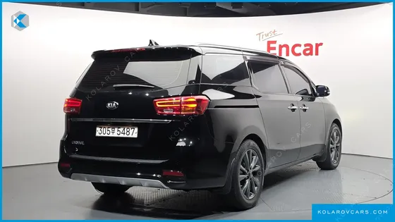 KIA CARNIVAL 9-SEATER NOBLESSE SPECIAL